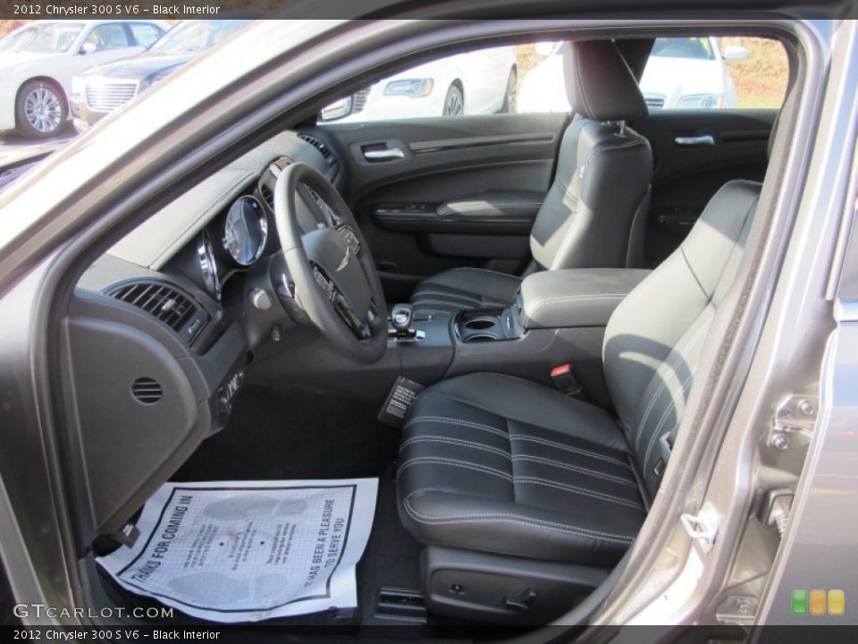 Black Interior Photo for the 2012 Chrysler 300 S V6 #61447371