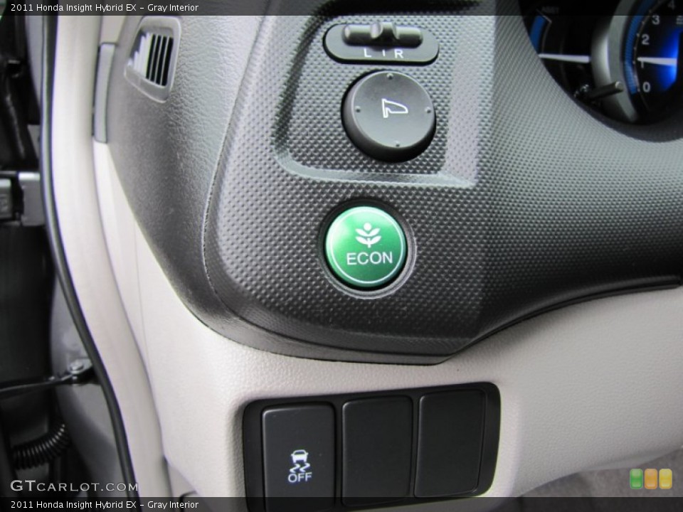 Gray Interior Controls for the 2011 Honda Insight Hybrid EX #61456561