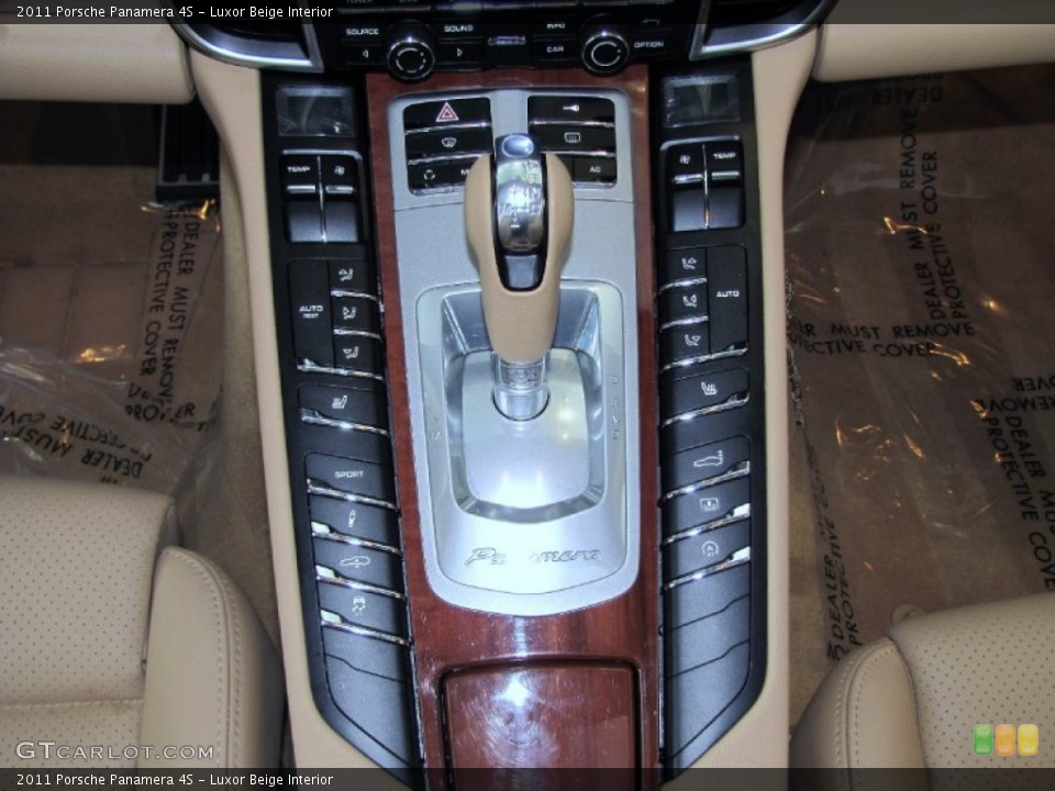 Luxor Beige Interior Transmission for the 2011 Porsche Panamera 4S #61458945