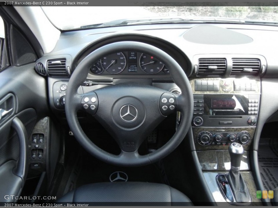 Black Interior Controls for the 2007 Mercedes-Benz C 230 Sport #61482215