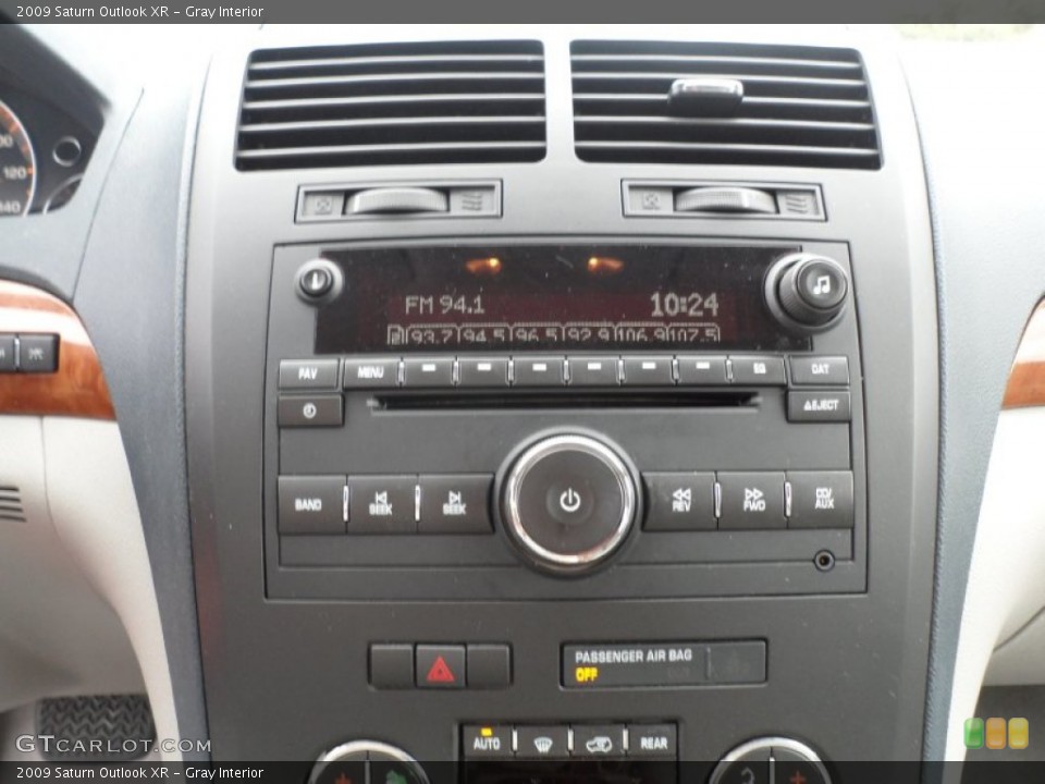 Gray Interior Audio System for the 2009 Saturn Outlook XR #61490509