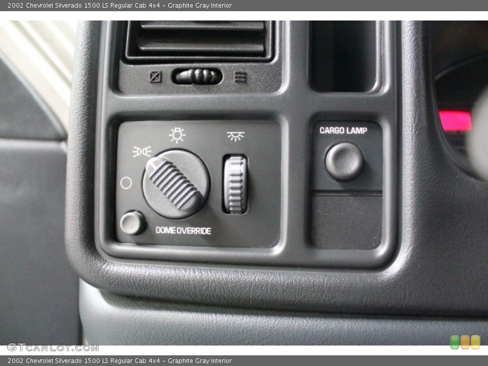 Graphite Gray Interior Controls for the 2002 Chevrolet Silverado 1500 LS Regular Cab 4x4 #61507536