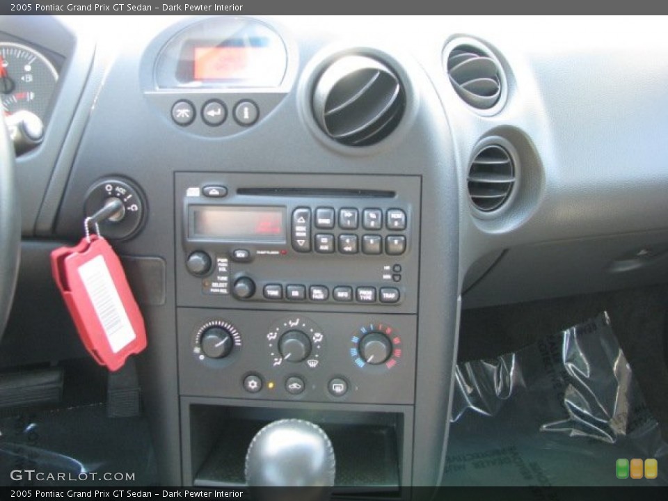 Dark Pewter Interior Controls for the 2005 Pontiac Grand Prix GT Sedan #61510590