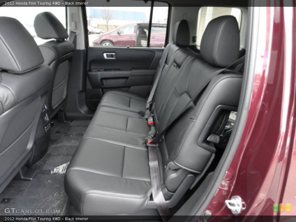 Black Interior Rear Seat for the 2012 Honda Pilot Touring 4WD #61516737