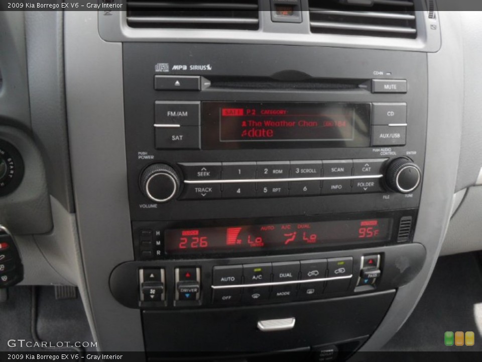 Gray Interior Audio System for the 2009 Kia Borrego EX V6 #61522546