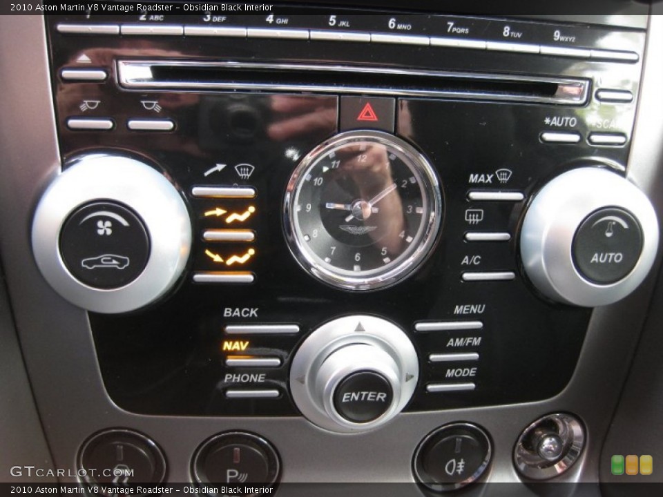 Obsidian Black Interior Controls for the 2010 Aston Martin V8 Vantage Roadster #61544359