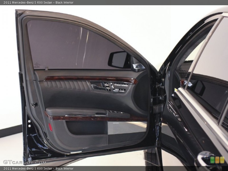 Black Interior Door Panel for the 2011 Mercedes-Benz S 600 Sedan #61547714