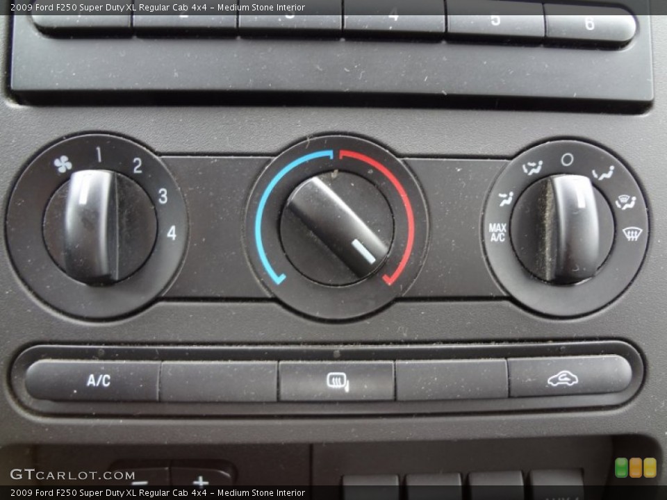 Medium Stone Interior Controls for the 2009 Ford F250 Super Duty XL Regular Cab 4x4 #61572819