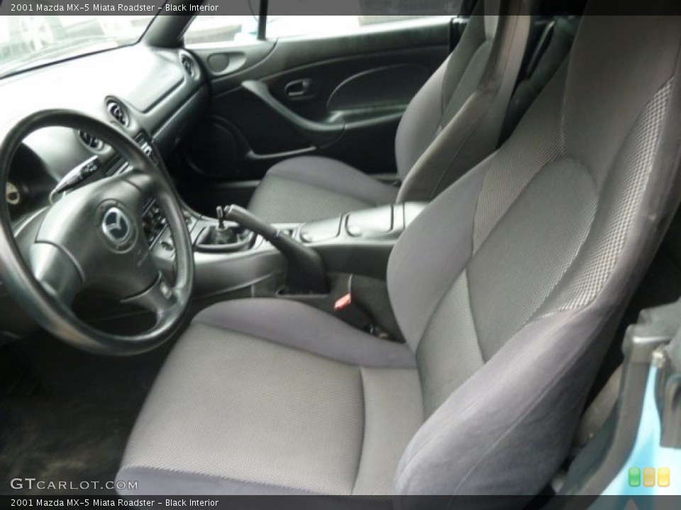 Black Interior Photo for the 2001 Mazda MX-5 Miata Roadster #61583354