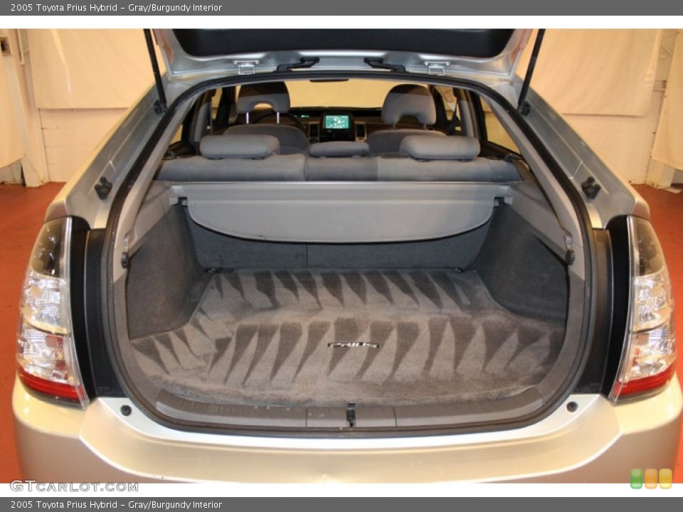 Gray/Burgundy Interior Trunk for the 2005 Toyota Prius Hybrid #61599777