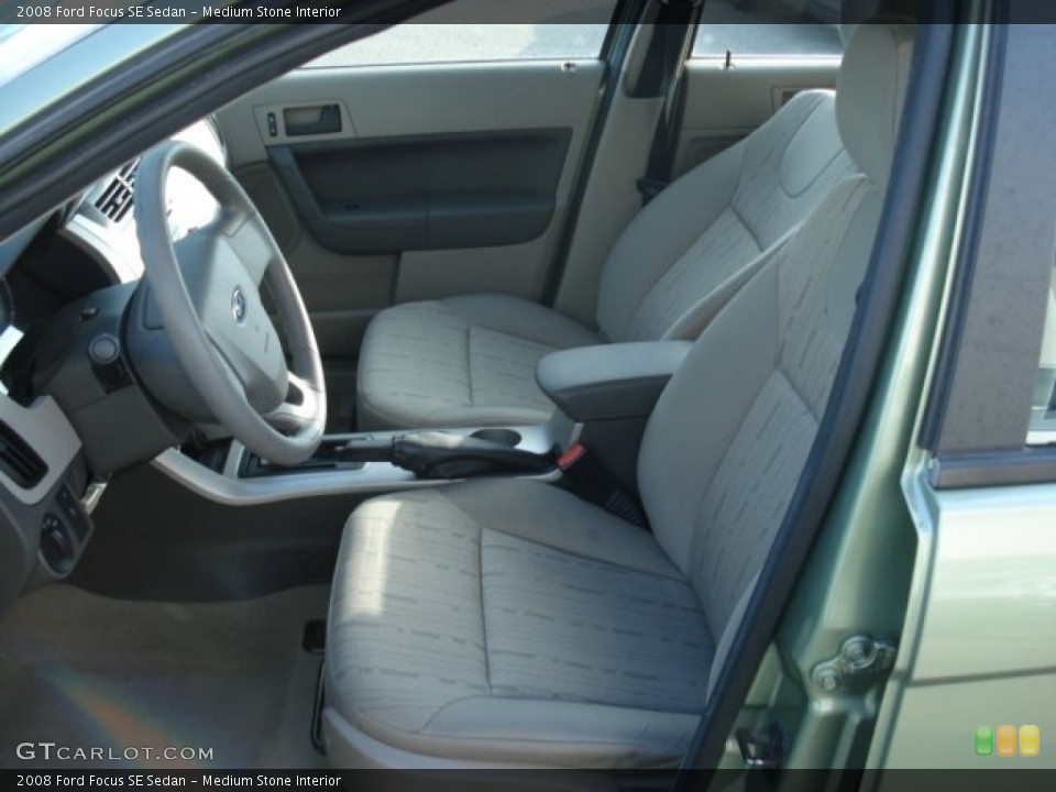 Medium Stone Interior Photo for the 2008 Ford Focus SE Sedan #61600638