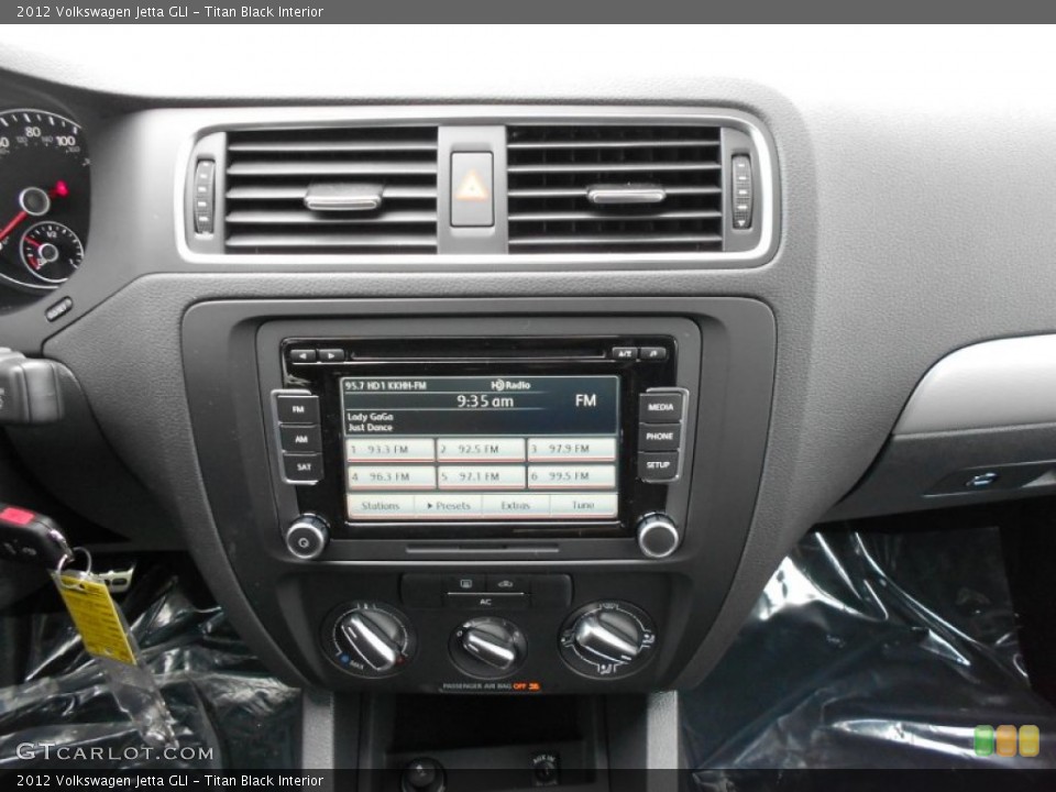 Titan Black Interior Controls for the 2012 Volkswagen Jetta GLI #61608666