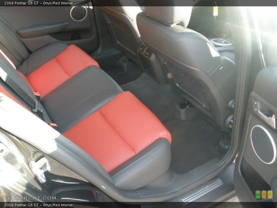 Onyx/Red Interior Photo for the 2009 Pontiac G8 GT #61612761