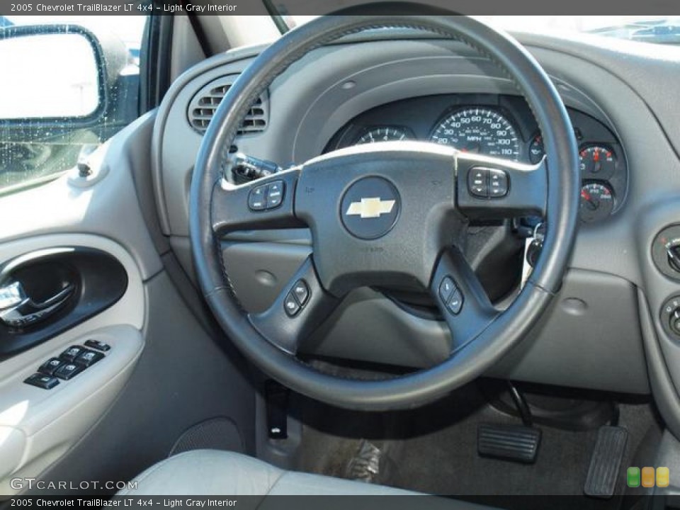 Light Gray Interior Steering Wheel for the 2005 Chevrolet TrailBlazer LT 4x4 #61614477