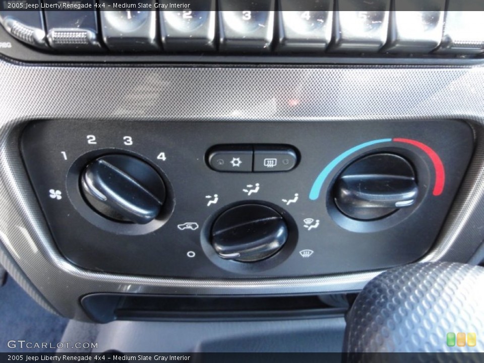 Medium Slate Gray Interior Controls for the 2005 Jeep Liberty Renegade 4x4 #61624506