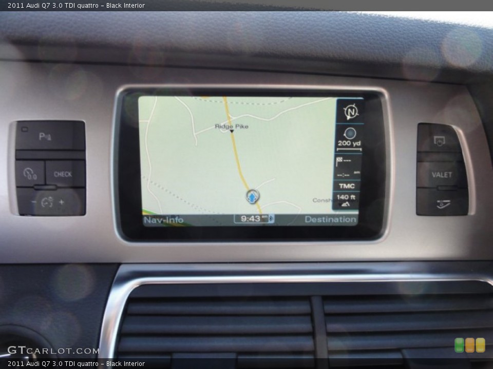 Black Interior Navigation for the 2011 Audi Q7 3.0 TDI quattro #61625793