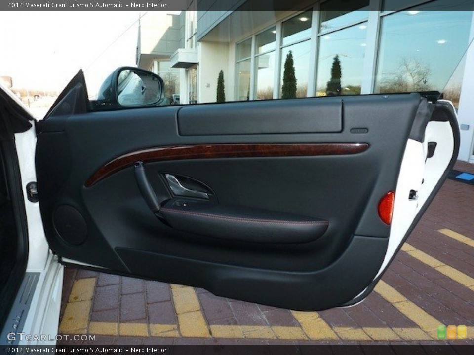 Nero Interior Door Panel for the 2012 Maserati GranTurismo S Automatic #61636321