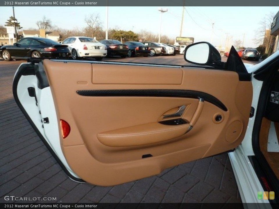 Cuoio Interior Door Panel for the 2012 Maserati GranTurismo MC Coupe #61636538