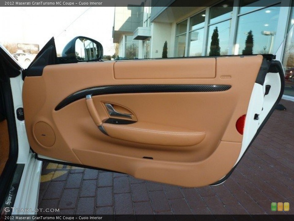 Cuoio Interior Door Panel for the 2012 Maserati GranTurismo MC Coupe #61636718