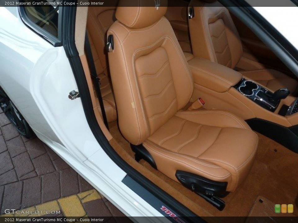Cuoio Interior Photo for the 2012 Maserati GranTurismo MC Coupe #61636754