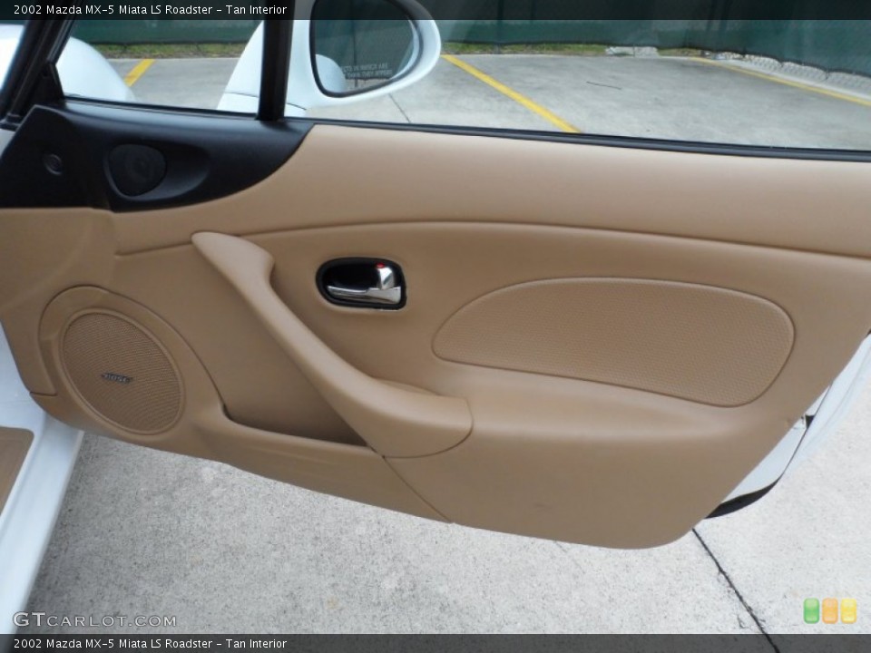 Tan Interior Door Panel for the 2002 Mazda MX-5 Miata LS Roadster #61642595