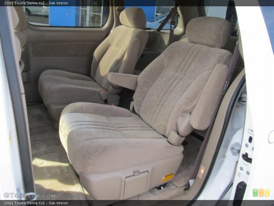 Oak Interior Photo for the 2001 Toyota Sienna XLE #61643273