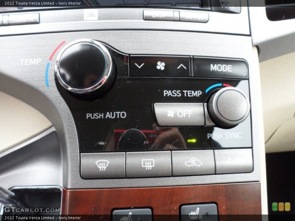 Ivory Interior Controls for the 2012 Toyota Venza Limited #61644287