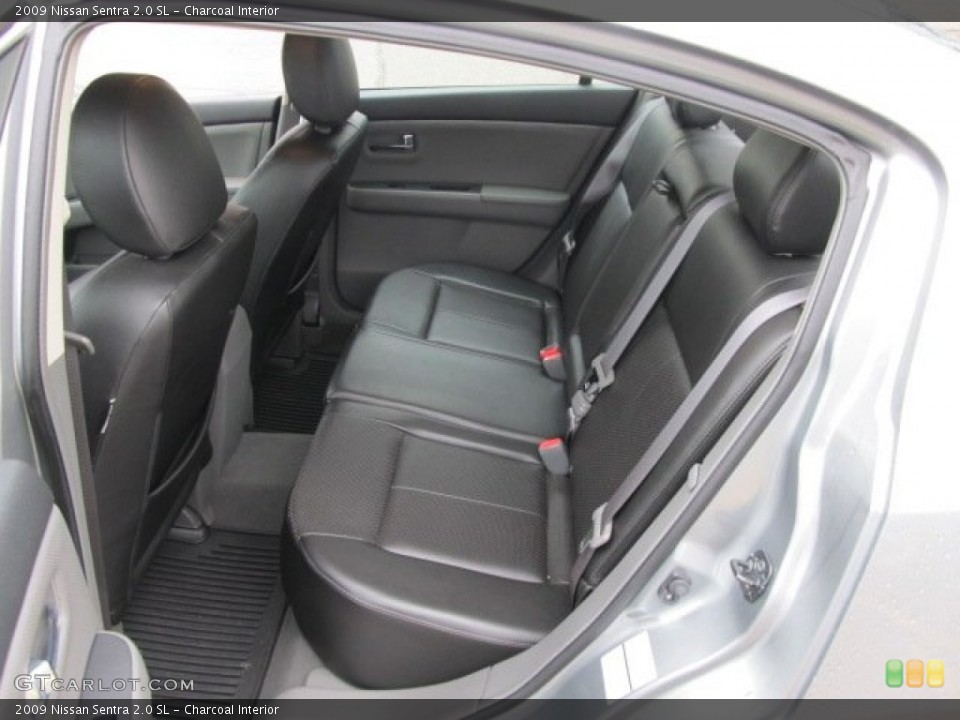 Charcoal Interior Photo for the 2009 Nissan Sentra 2.0 SL #61651120