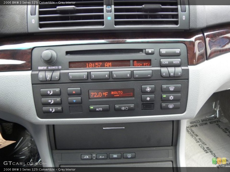 Grey Interior Controls for the 2006 BMW 3 Series 325i Convertible #61661716