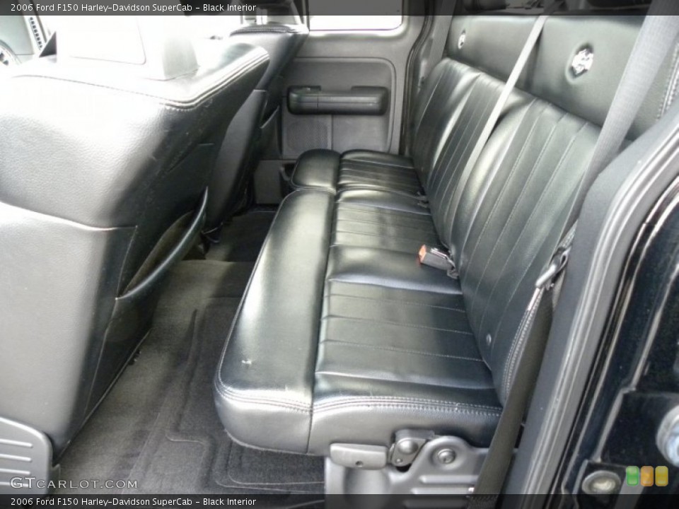 Black Interior Rear Seat for the 2006 Ford F150 Harley-Davidson SuperCab #61662410