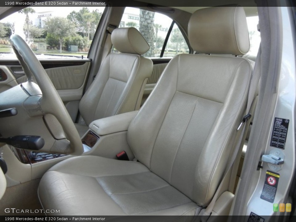 Parchment Interior Photo for the 1998 Mercedes-Benz E 320 Sedan #61669606
