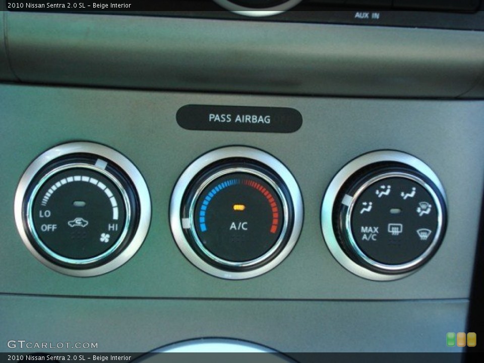Beige Interior Controls for the 2010 Nissan Sentra 2.0 SL #61673387