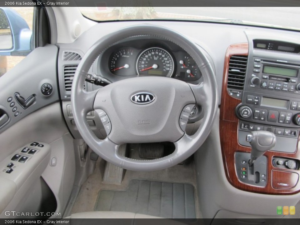 Gray Interior Dashboard for the 2006 Kia Sedona EX #61674236