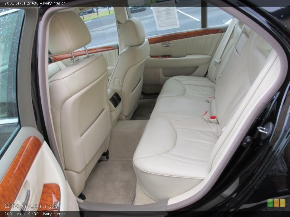 Ivory Interior Photo for the 2001 Lexus LS 430 #61674305