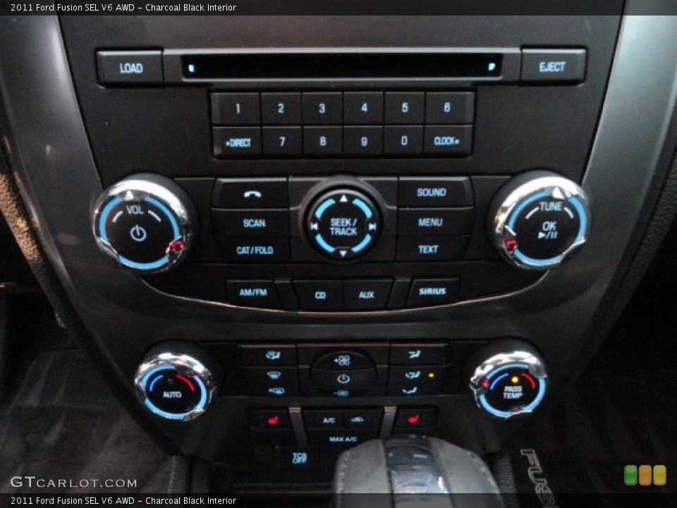 Charcoal Black Interior Controls for the 2011 Ford Fusion SEL V6 AWD #61675838
