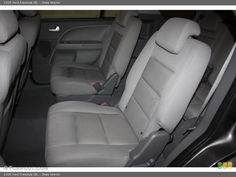 Shale Interior Rear Seat for the 2005 Ford Freestyle SEL #61690062