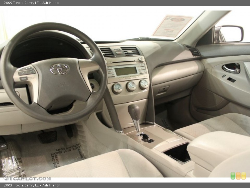 Ash Interior Photo for the 2009 Toyota Camry LE #61692578