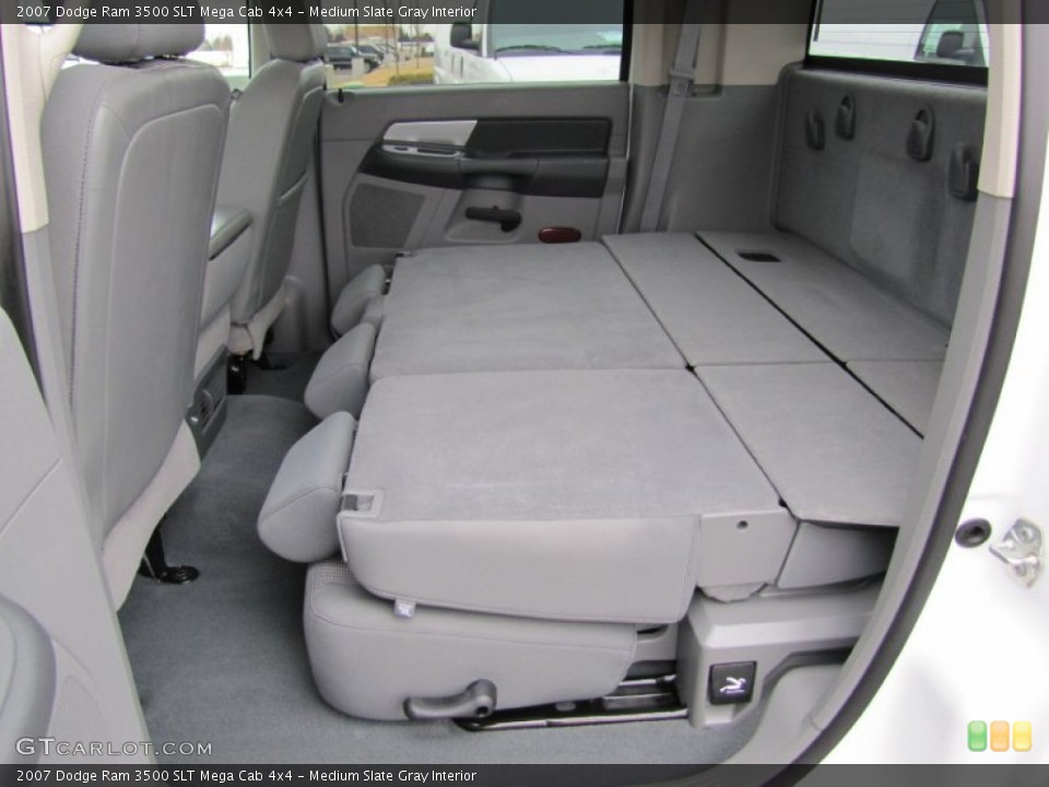 Medium Slate Gray Interior Photo for the 2007 Dodge Ram 3500 SLT Mega Cab 4x4 #61696550