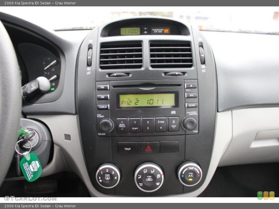 Gray Interior Controls for the 2009 Kia Spectra EX Sedan #61699052