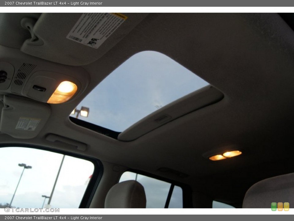 Light Gray Interior Sunroof for the 2007 Chevrolet TrailBlazer LT 4x4 #61704660
