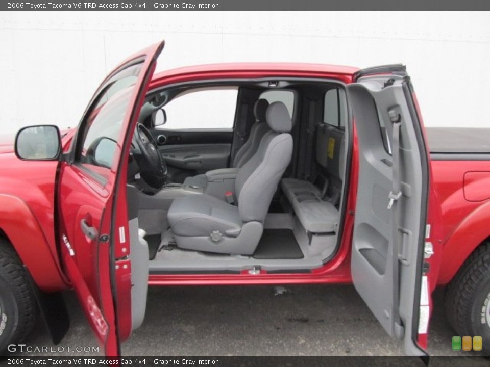 Graphite Gray Interior Photo for the 2006 Toyota Tacoma V6 TRD Access Cab 4x4 #61706184