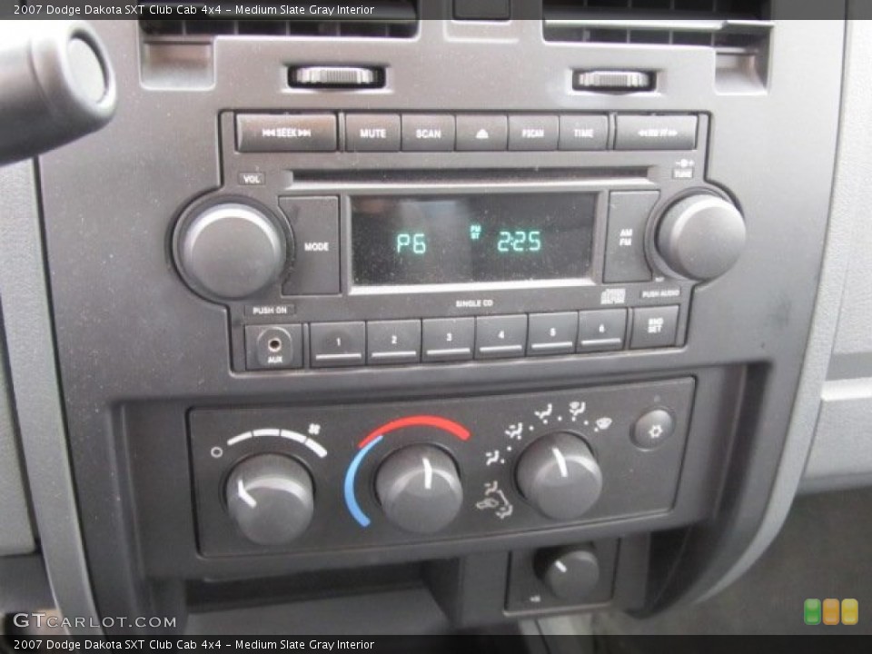 Medium Slate Gray Interior Controls for the 2007 Dodge Dakota SXT Club Cab 4x4 #61708215