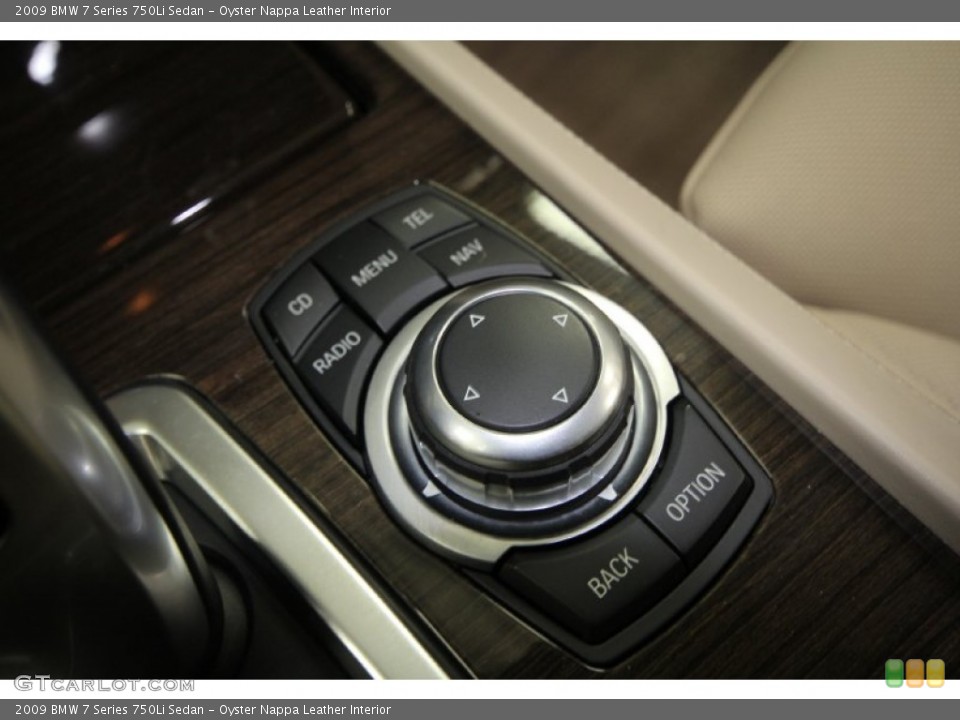 Oyster Nappa Leather Interior Controls for the 2009 BMW 7 Series 750Li Sedan #61728978