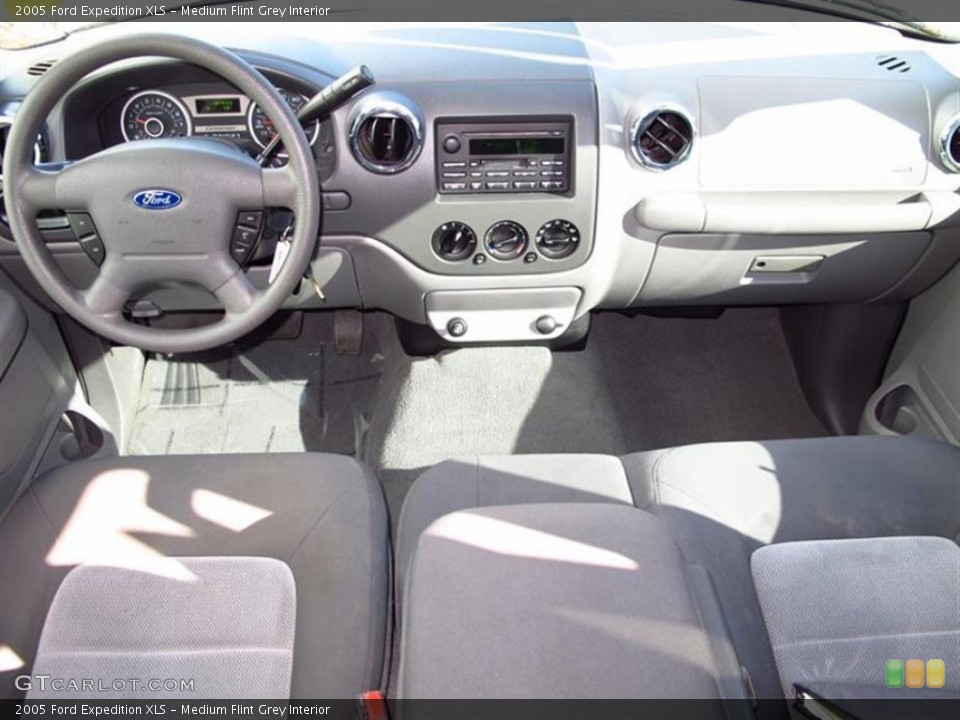 Medium Flint Grey Interior Dashboard for the 2005 Ford Expedition XLS #61731996