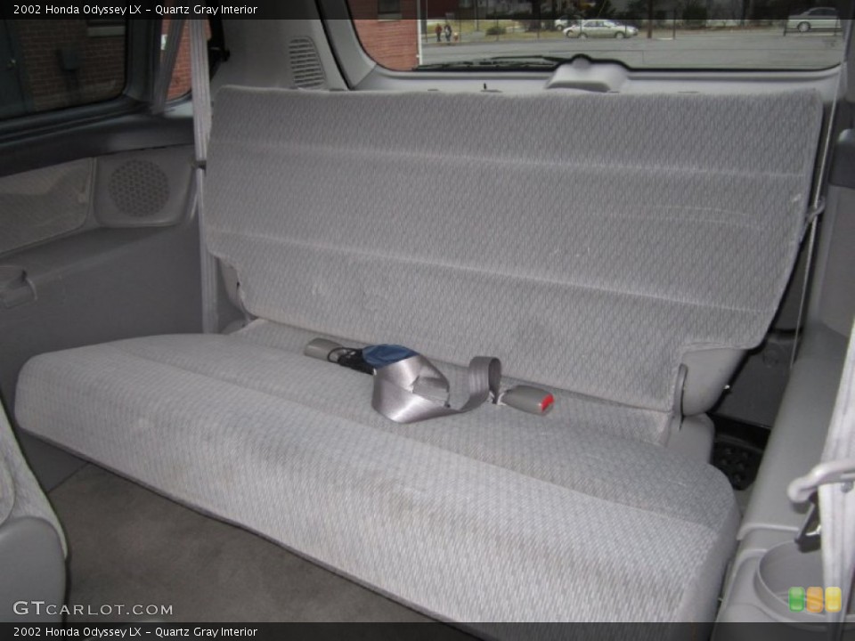 Quartz Gray Interior Rear Seat for the 2002 Honda Odyssey LX #61734303