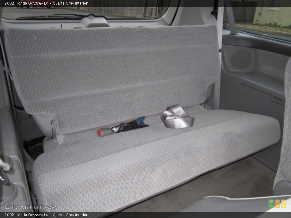 Quartz Gray Interior Rear Seat for the 2002 Honda Odyssey LX #61734309