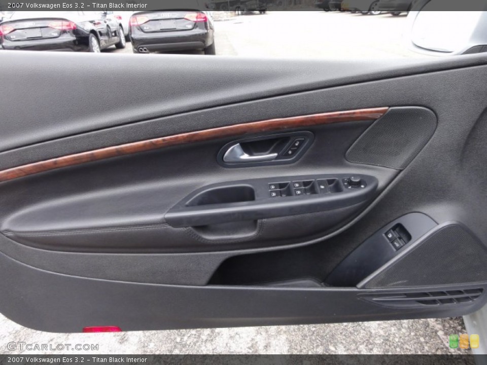 Titan Black Interior Door Panel for the 2007 Volkswagen Eos 3.2 #61736462