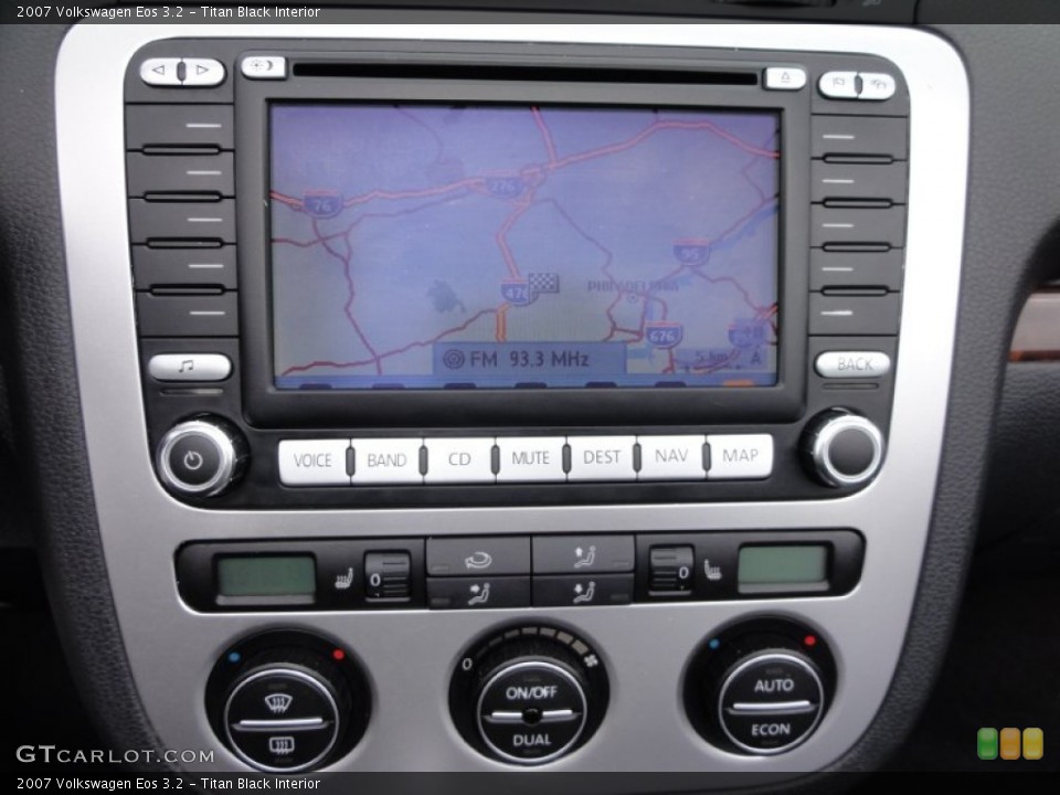 Titan Black Interior Navigation for the 2007 Volkswagen Eos 3.2 #61736652