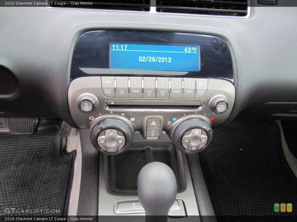 Gray Interior Controls for the 2010 Chevrolet Camaro LT Coupe #61743631