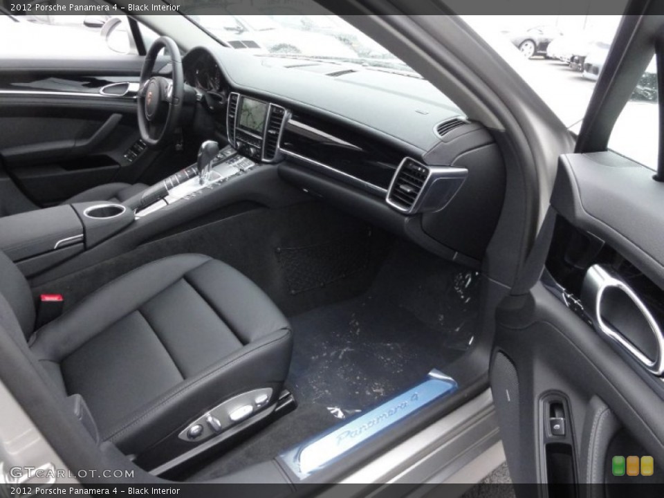 Black Interior Dashboard for the 2012 Porsche Panamera 4 #61743643